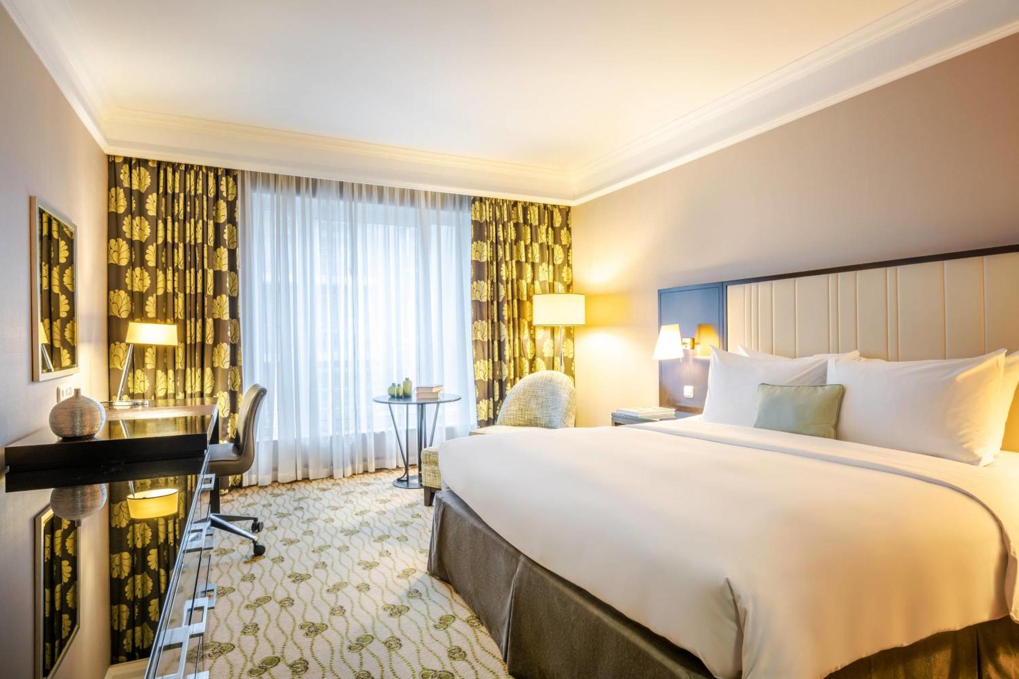 Deluxe Room, Guest room, 1 Queen,1643143600:JPEG
