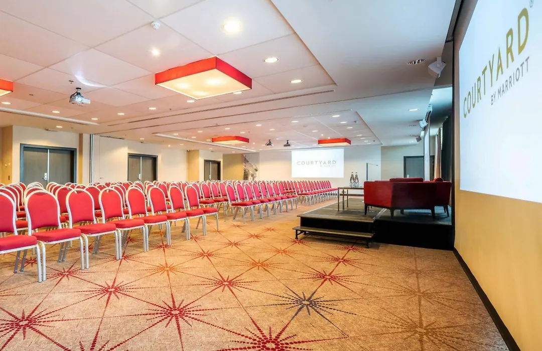 Courtyard By Marriott Brussels-1