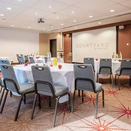 Courtyard By Marriott Brussels-3